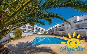 Santa Luzia Residence By Algartur - 5 Mins Downtown - Pool & Wi-Fi